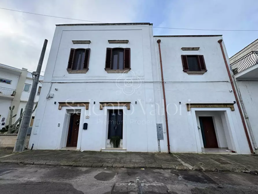 Immagine 1 di Palazzo in vendita  in Via San Martino 21 a Taviano