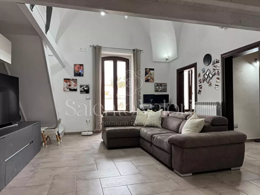 Immagine 11 di Palazzo in vendita  in Via San Martino 21 a Taviano