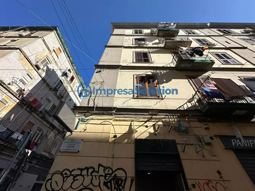 Immagine 4 di Negozio in affitto  in Via Benedetto Cairoli a Napoli