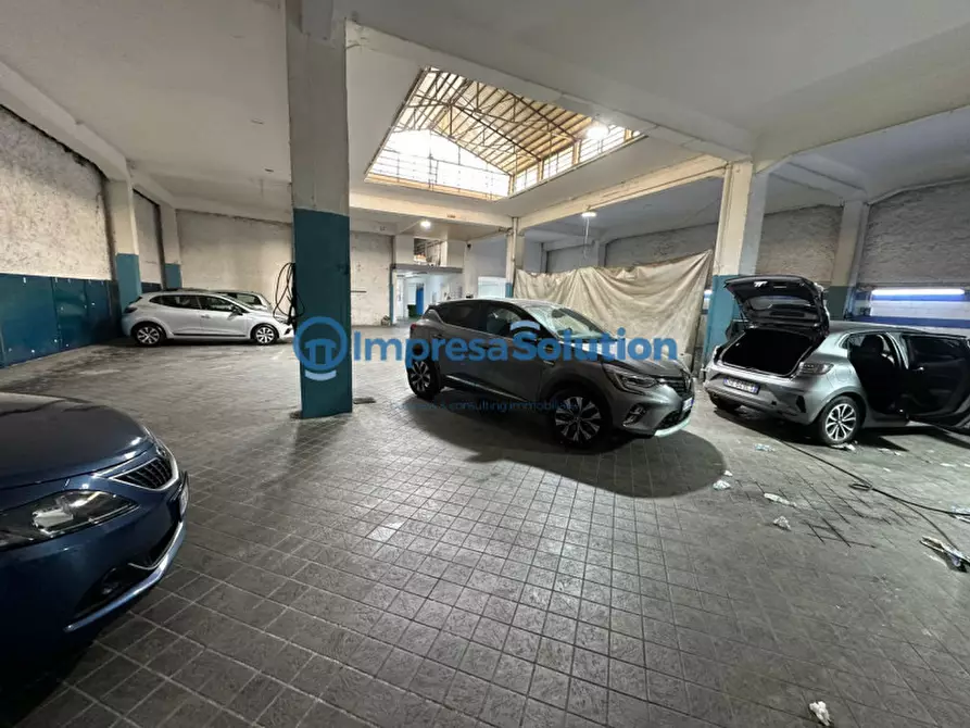 Immagine 11 di Attività commerciale in vendita  in Via Nuova Poggioreale a Napoli
