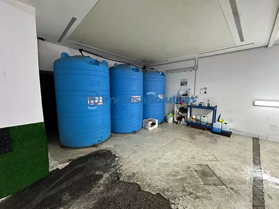 Immagine 13 di Attività commerciale in vendita  in Via Nuova Poggioreale a Napoli