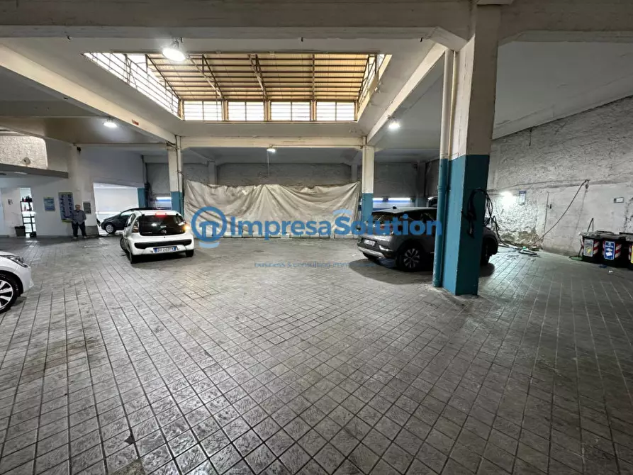 Immagine 14 di Attività commerciale in vendita  in Via Nuova Poggioreale a Napoli
