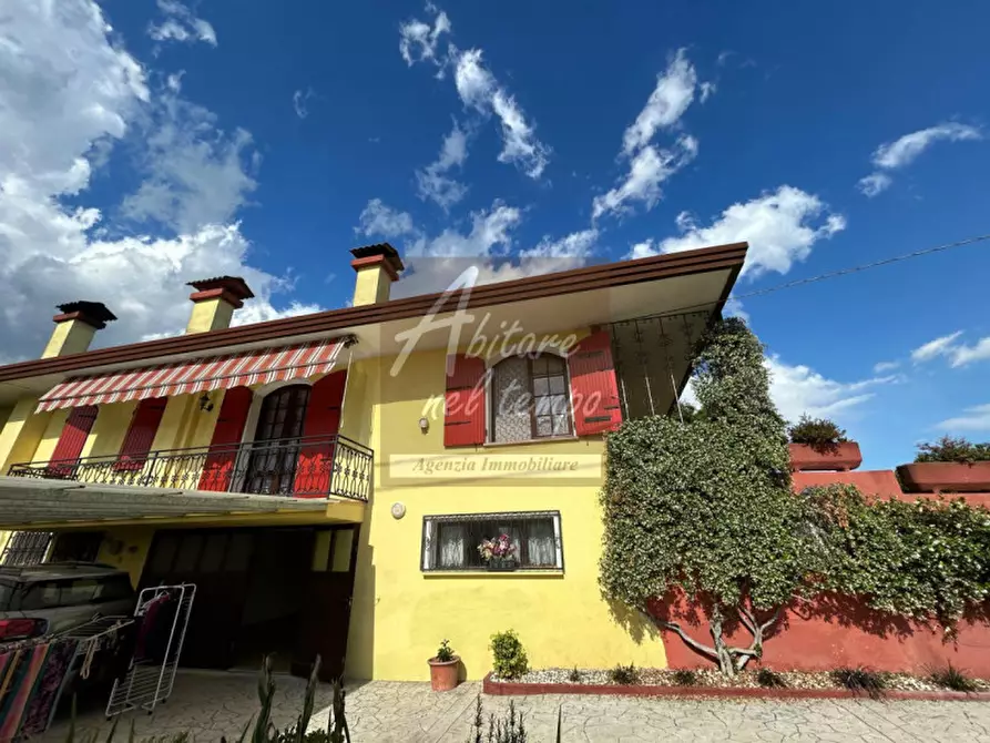 Immagine 5 di Casa bifamiliare in vendita  in Via Poppi a Cittadella