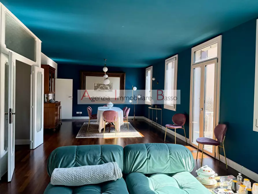 Immagine 2 di Villa in vendita  in Via del Portello a Padova