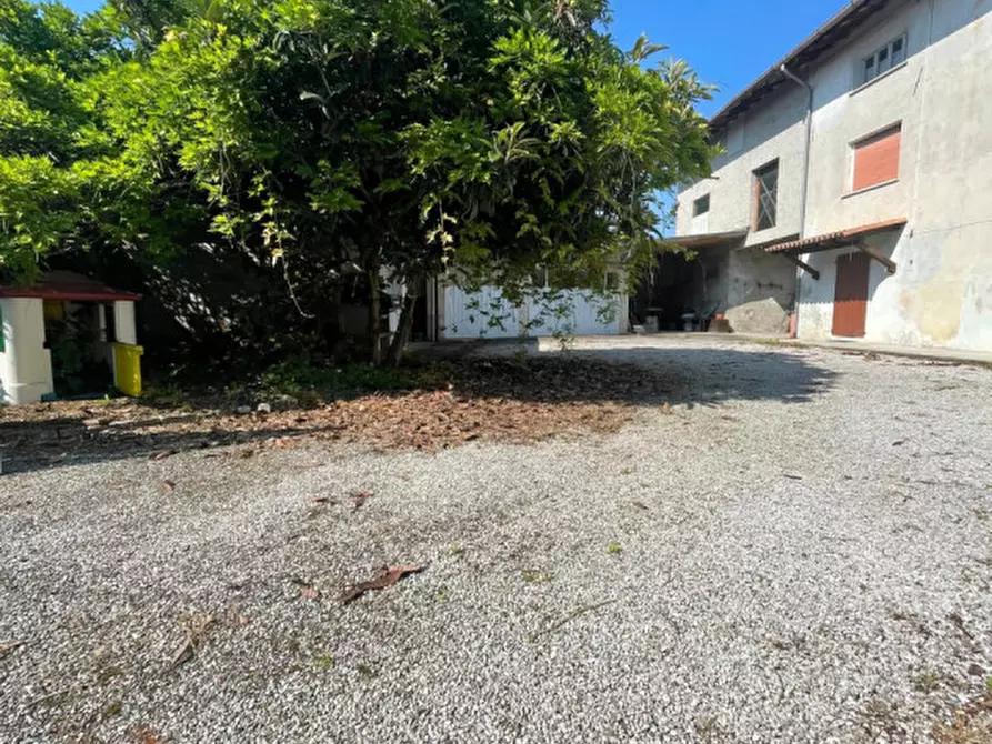 Immagine 2 di Casa bifamiliare in vendita  in Via San Marco a Zoppola