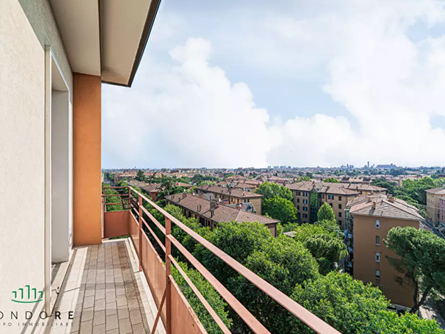 Immagine 38 di Appartamento in vendita  in Bologna - zona stadio a Bologna