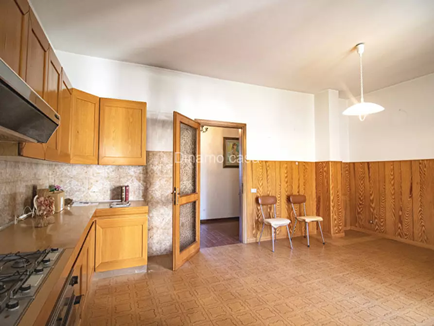 Immagine 4 di Appartamento in vendita  in Viale Galileo Galilei a Prato