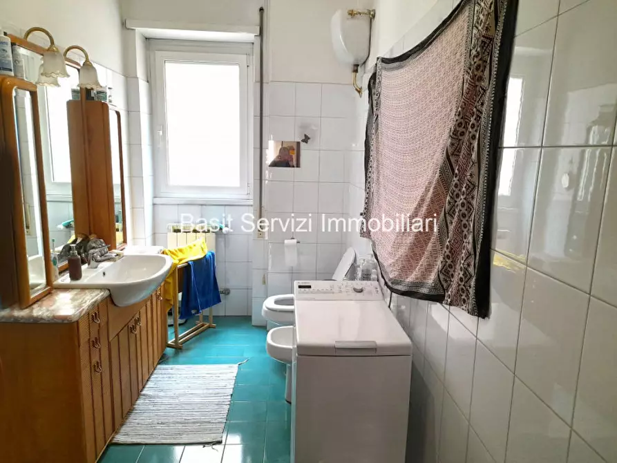 Immagine 29 di Appartamento in vendita  in Via Oderisi da Gubbio a Roma
