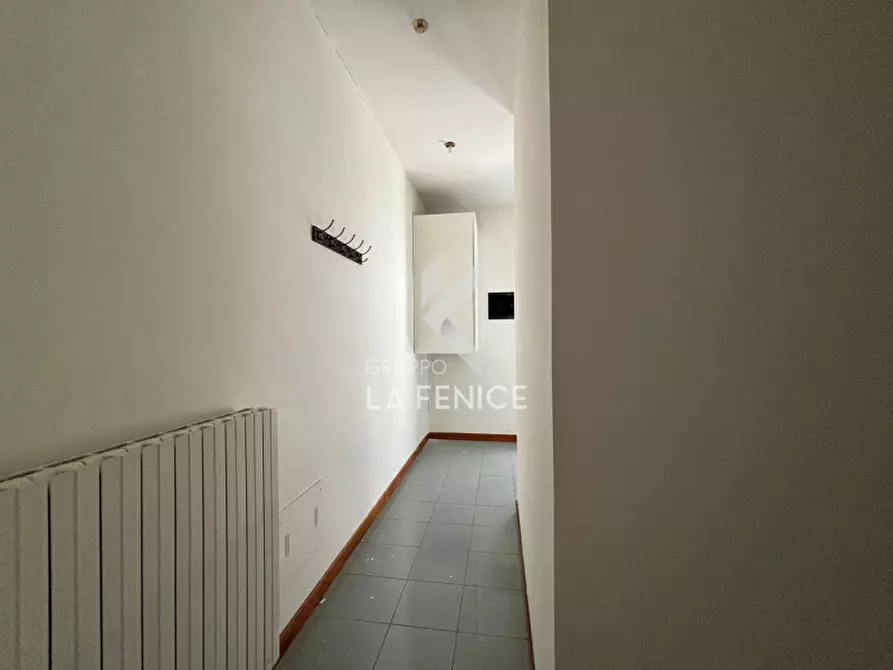 Immagine 16 di Laboratorio in vendita  in via delle scienze a Martina Franca