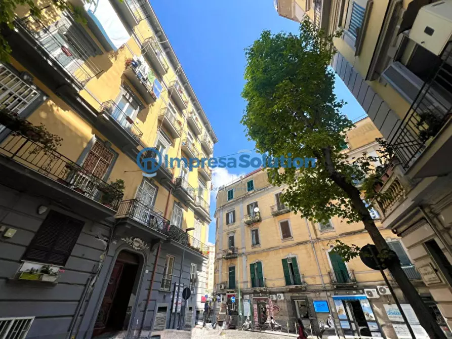 Immagine 2 di Negozio in affitto  in Via Giovanni Merliani a Napoli