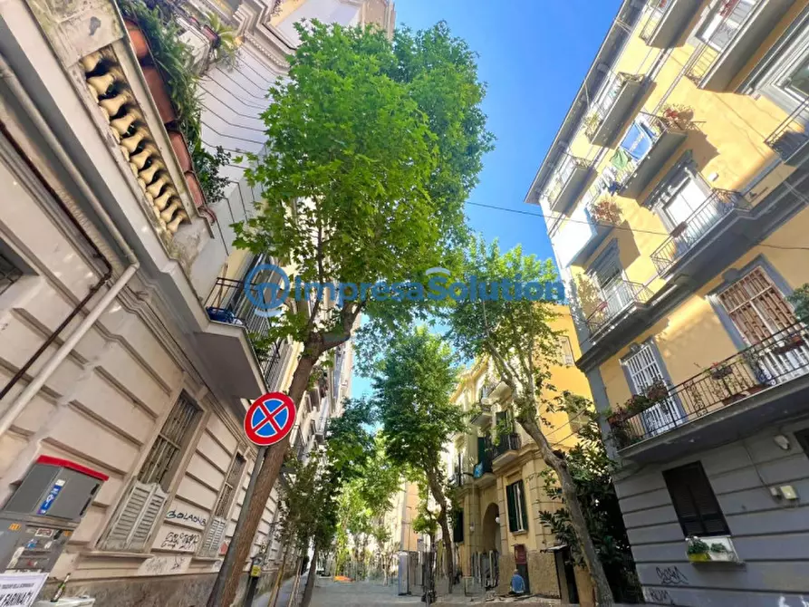 Immagine 3 di Negozio in affitto  in Via Giovanni Merliani a Napoli