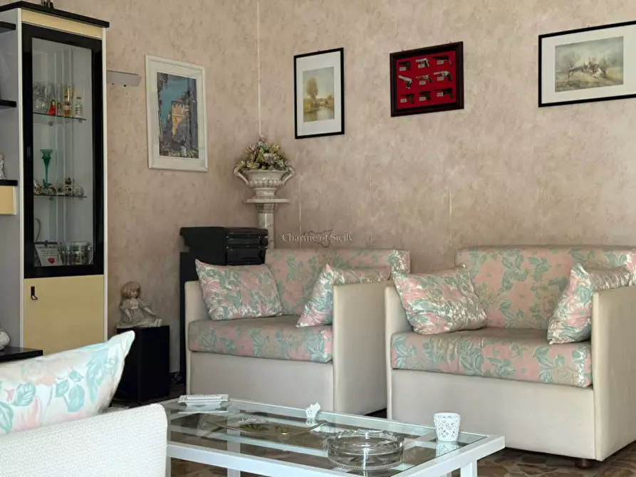 Immagine 8 di Casa indipendente in vendita  in Via Fiumara a Modica