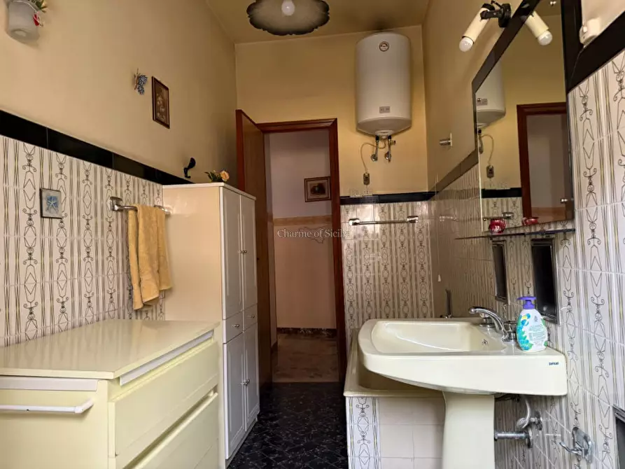 Immagine 20 di Casa indipendente in vendita  in Via Fiumara a Modica