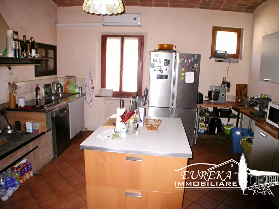 Immagine 6 di Appartamento in vendita  a Castiglione Del Lago