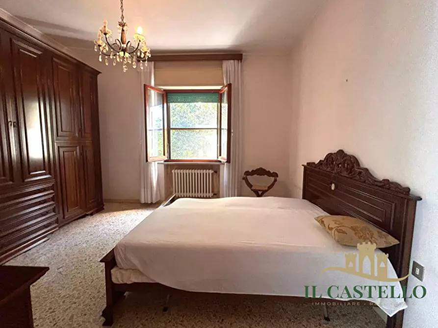 Immagine 16 di Casa indipendente in vendita  a Castiglione Del Lago