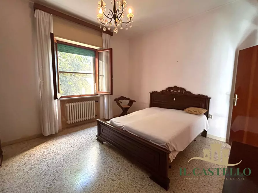 Immagine 19 di Casa indipendente in vendita  a Castiglione Del Lago