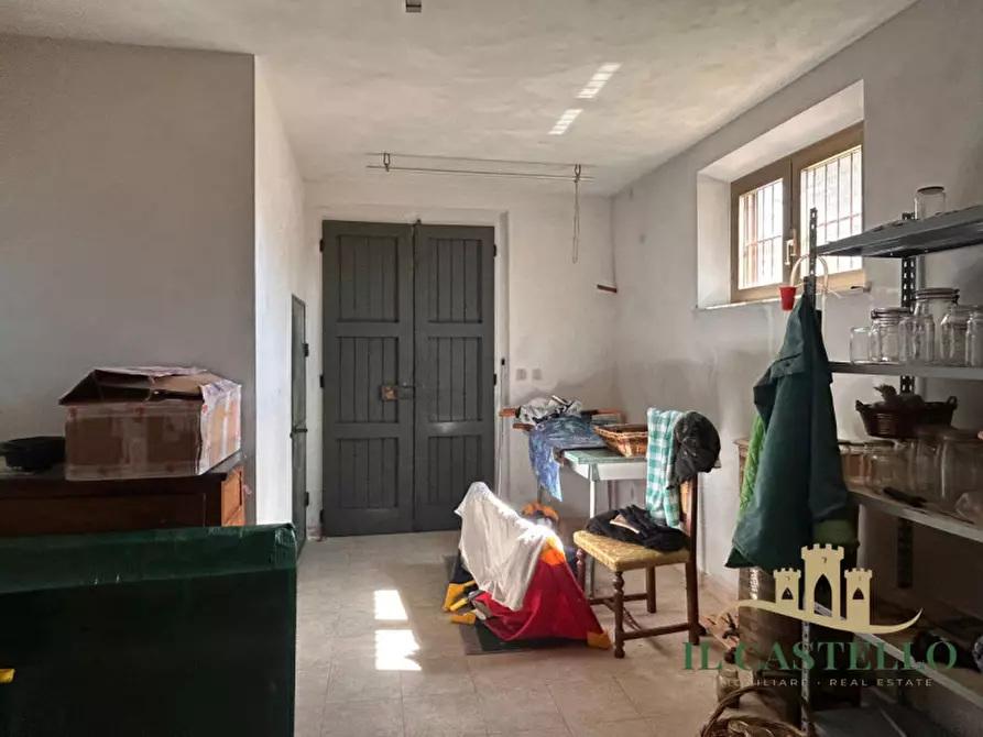 Immagine 22 di Casa indipendente in vendita  a Castiglione Del Lago