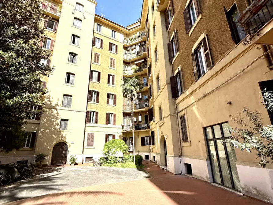 Immagine 12 di Appartamento in affitto  in Viale Delle Milizie 76 a Roma