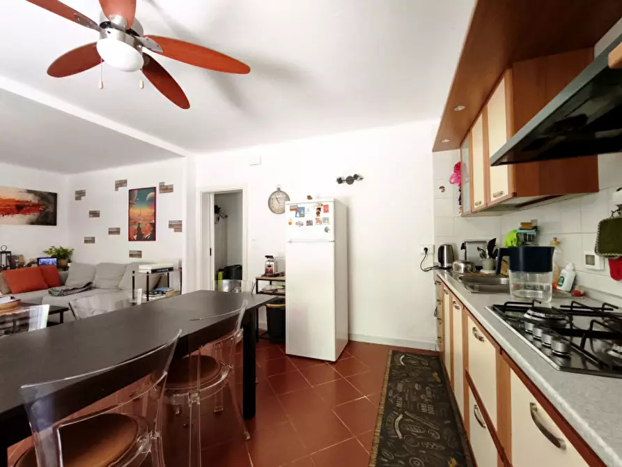Immagine 4 di Appartamento in vendita  in Via Mezzofanti 39 a Bologna