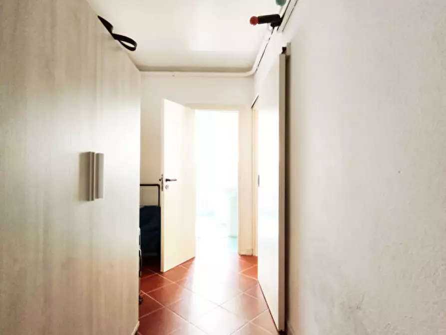 Immagine 19 di Appartamento in vendita  in Via Mezzofanti 39 a Bologna