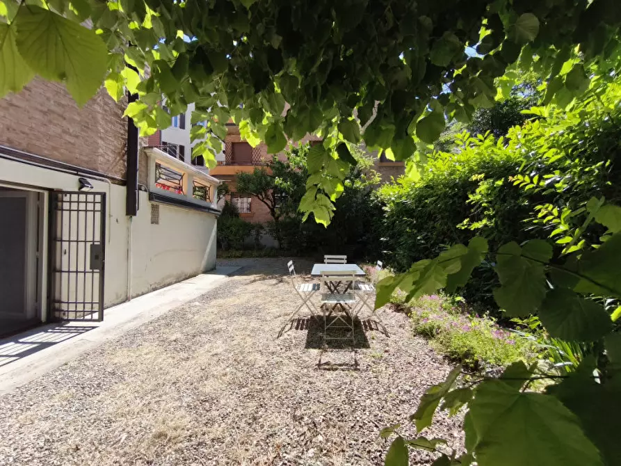 Immagine 22 di Appartamento in vendita  in Via Mezzofanti 39 a Bologna