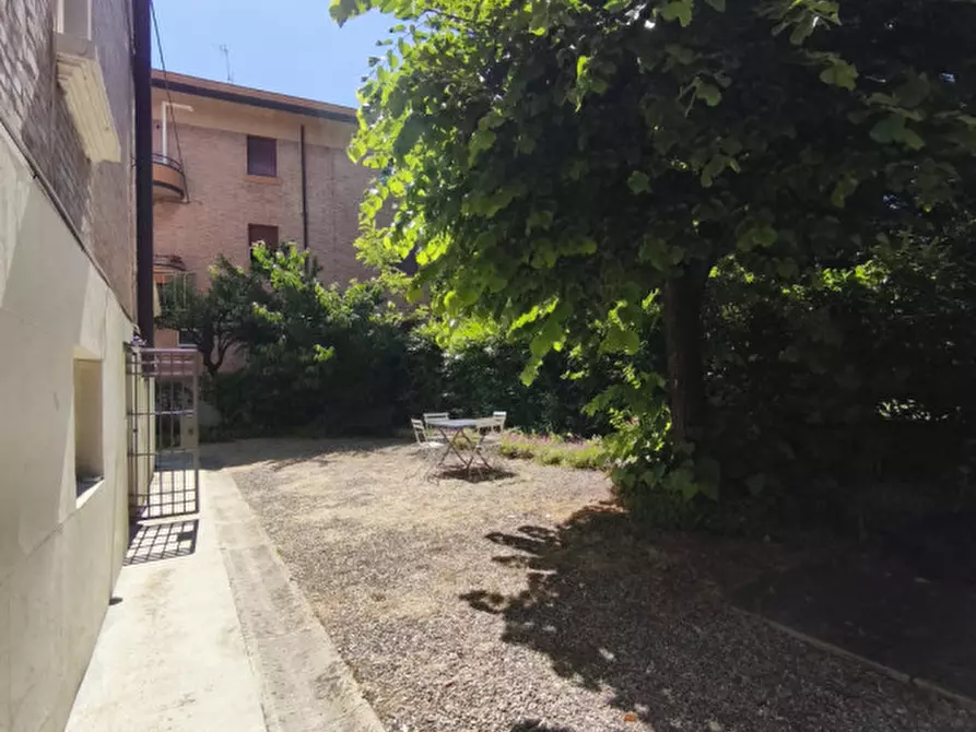 Immagine 23 di Appartamento in vendita  in Via Mezzofanti 39 a Bologna