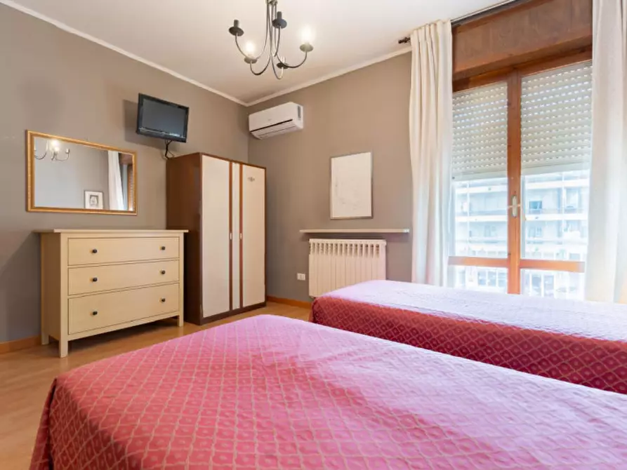 Immagine 4 di Hotel in vendita  in VIA STRA` a Colognola Ai Colli