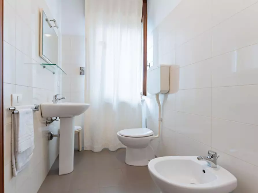 Immagine 27 di Hotel in vendita  in VIA STRA` a Colognola Ai Colli