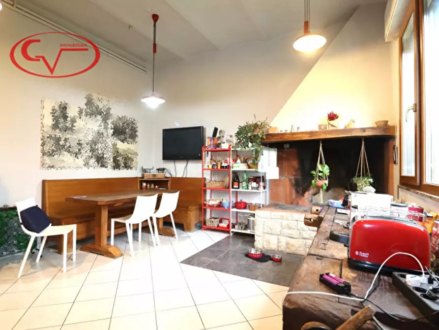 Immagine 9 di Villa in affitto  in via di caposelvi a Montevarchi