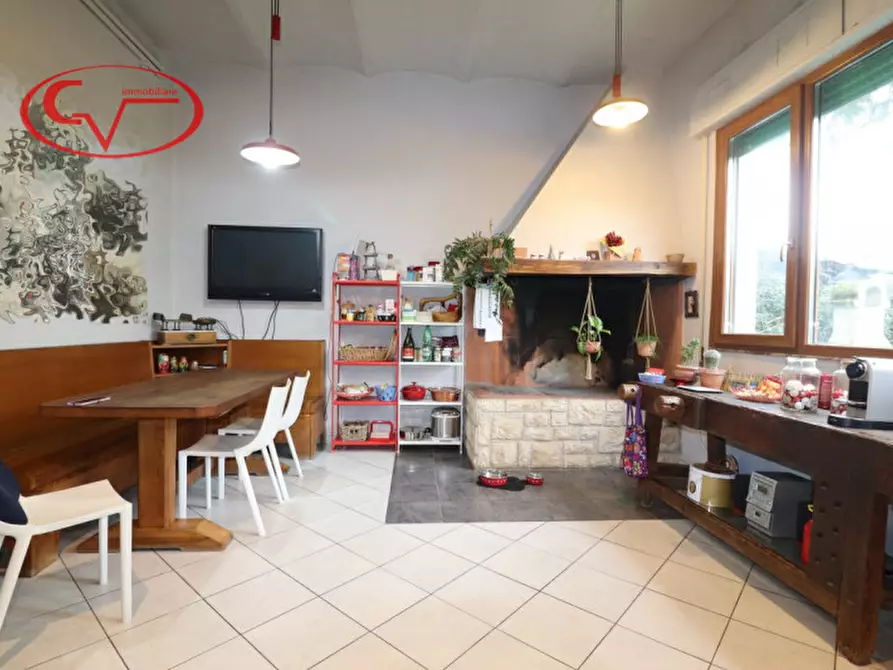 Immagine 10 di Villa in affitto  in via di caposelvi a Montevarchi