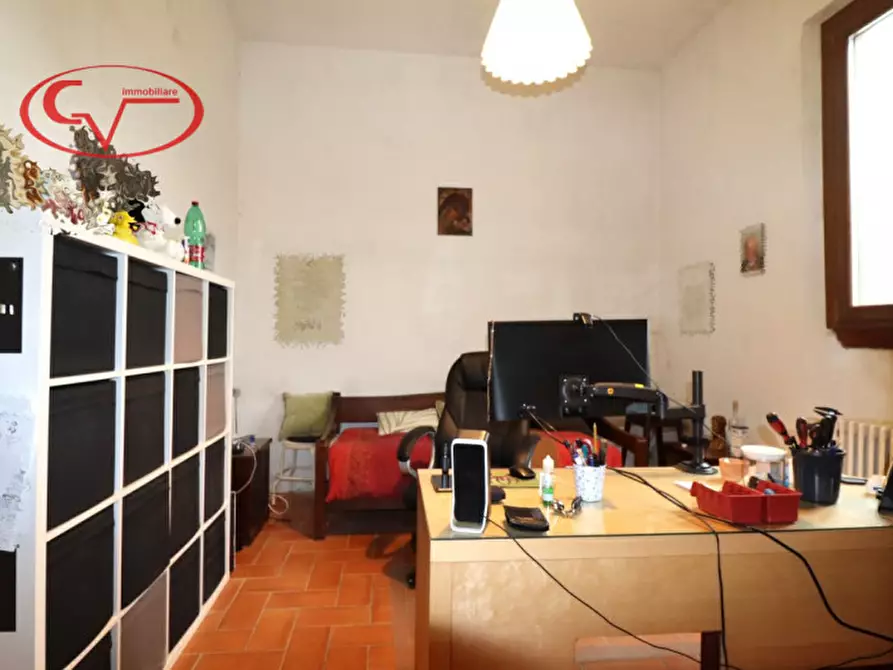 Immagine 11 di Villa in affitto  in via di caposelvi a Montevarchi