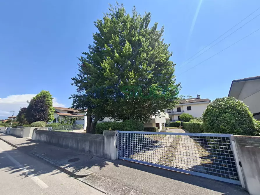 Immagine 3 di Casa bifamiliare in vendita  in Via delle Fontane a Sandrigo