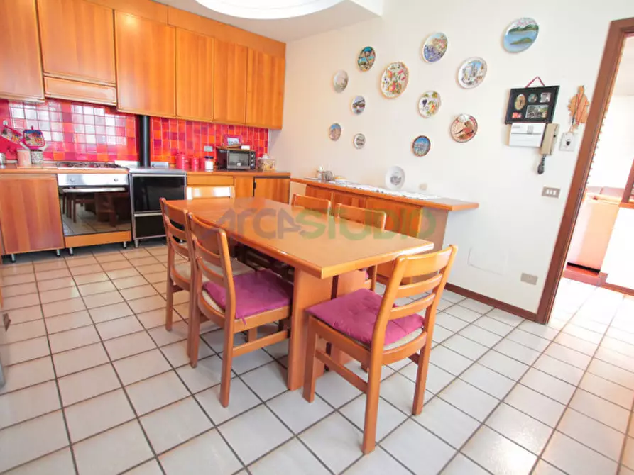 Immagine 7 di Casa bifamiliare in vendita  in Via delle Fontane a Sandrigo