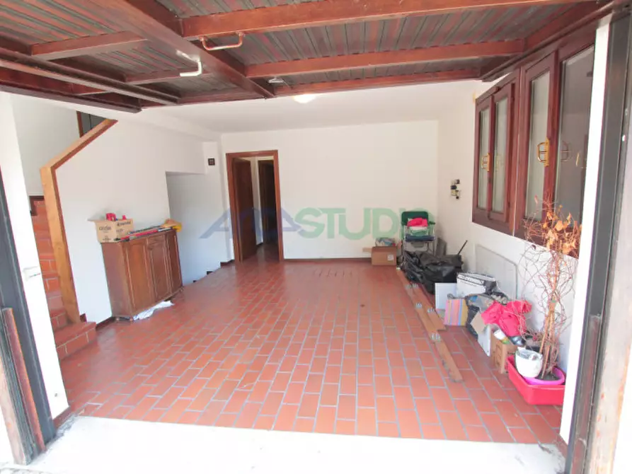 Immagine 35 di Casa bifamiliare in vendita  in Via delle Fontane a Sandrigo