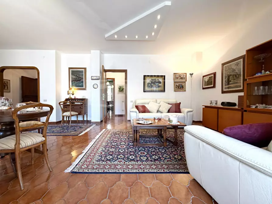 Immagine 13 di Appartamento in vendita  in Via Bartolena a Livorno