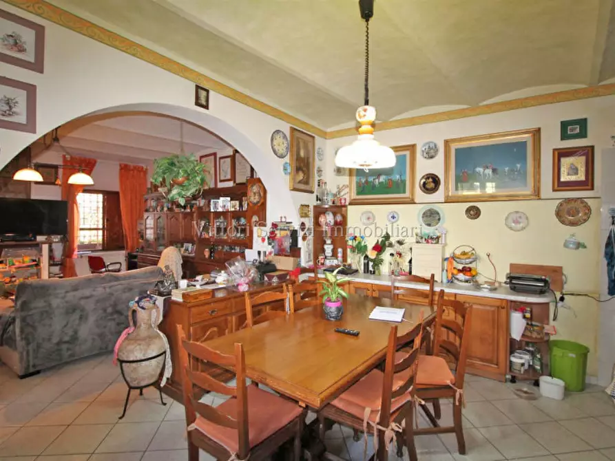 Immagine 2 di Casa bifamiliare in vendita  in via caselle a Torrita Di Siena
