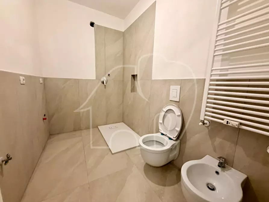 Immagine 5 di Appartamento in vendita  in Giacomo-Leopardi-Straße - Via G. Leopardi a Merano .Meran.