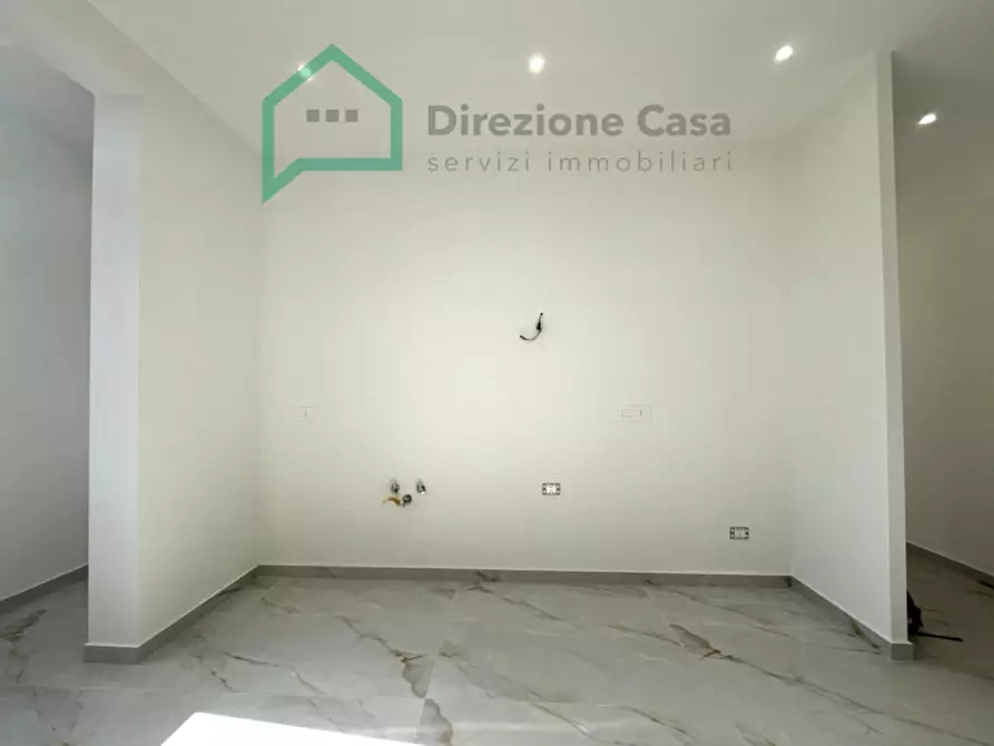 Immagine 11 di Appartamento in vendita  in CORSO MALTA a Napoli