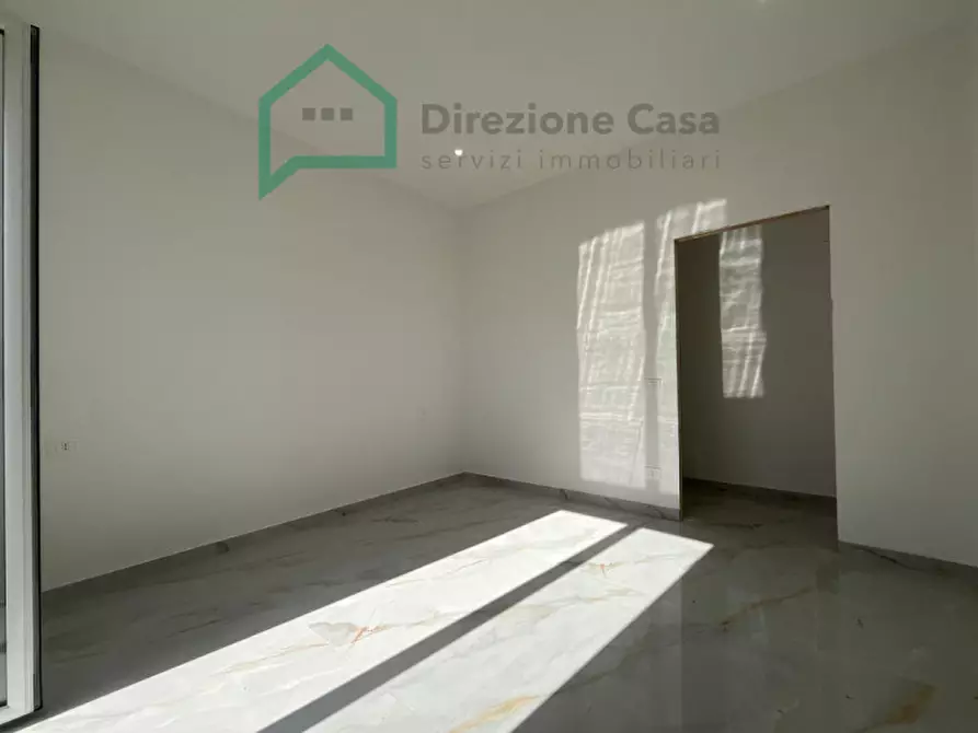 Immagine 18 di Appartamento in vendita  in CORSO MALTA a Napoli