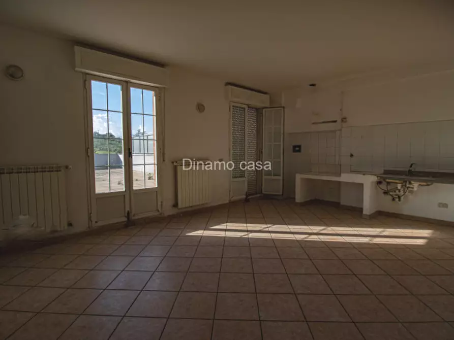 Immagine 1 di Appartamento in vendita  in via brunella a Carmignano