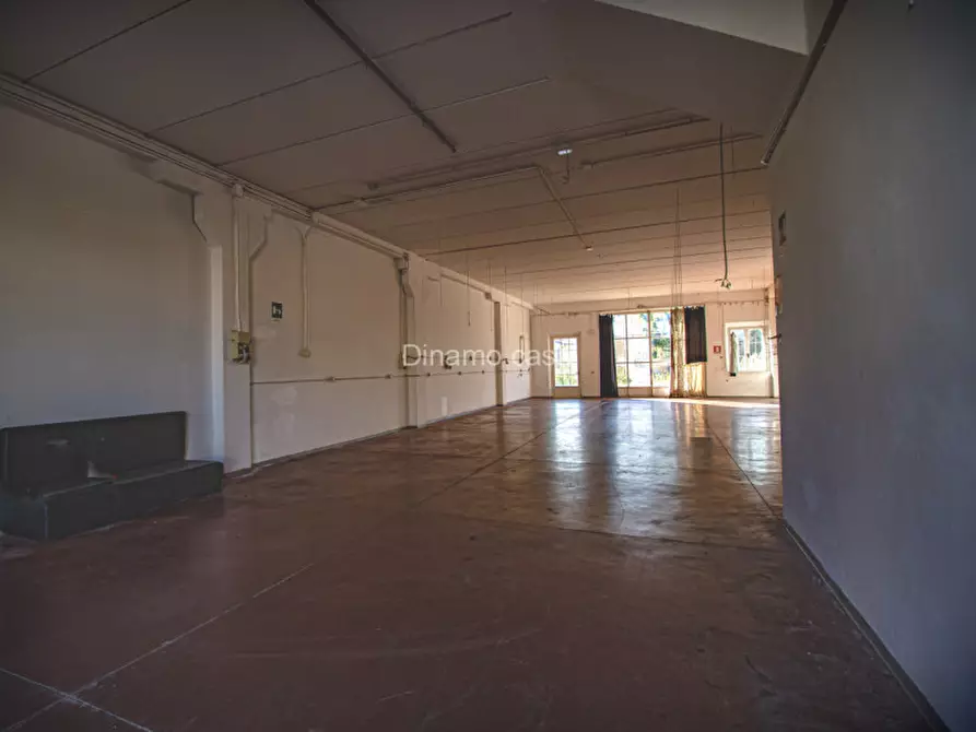 Immagine 12 di Appartamento in vendita  in via brunella a Carmignano