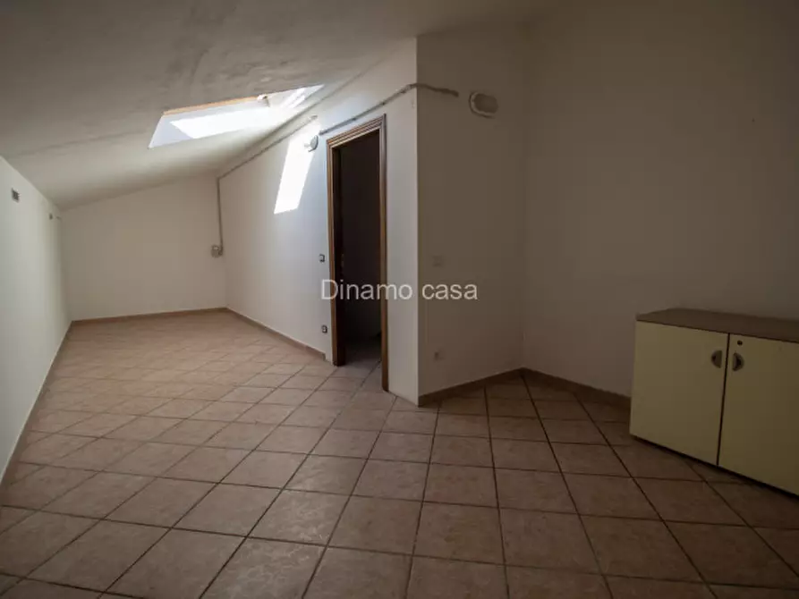 Immagine 15 di Appartamento in vendita  in via brunella a Carmignano