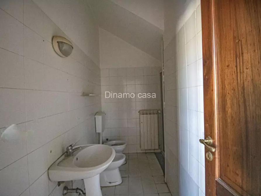 Immagine 18 di Appartamento in vendita  in via brunella a Carmignano