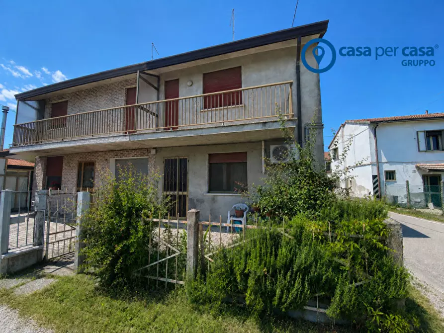 Immagine 2 di Villetta a schiera in vendita  in Via Marangona a Porto Viro