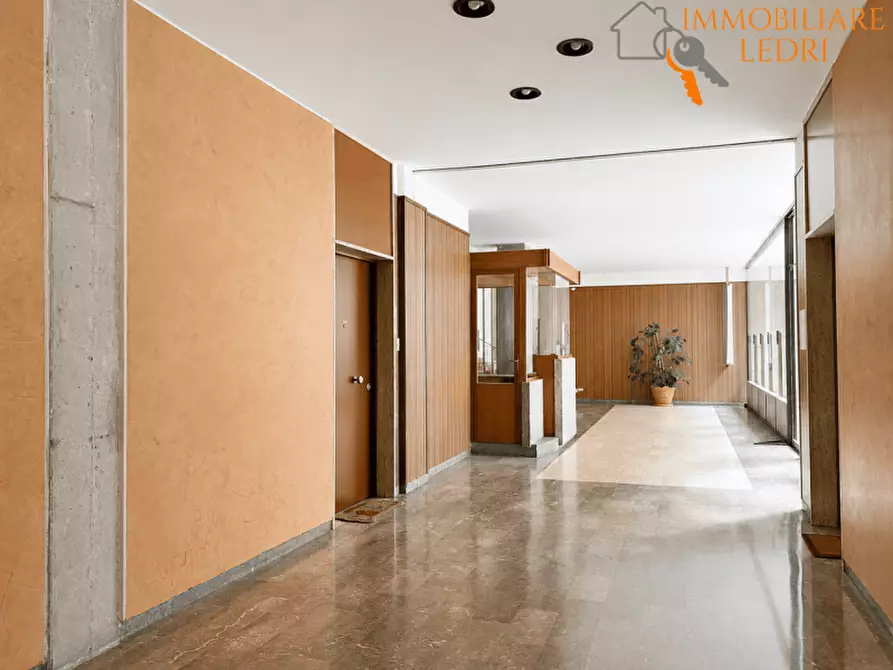 Immagine 11 di Appartamento in vendita  in via Querini a Verona