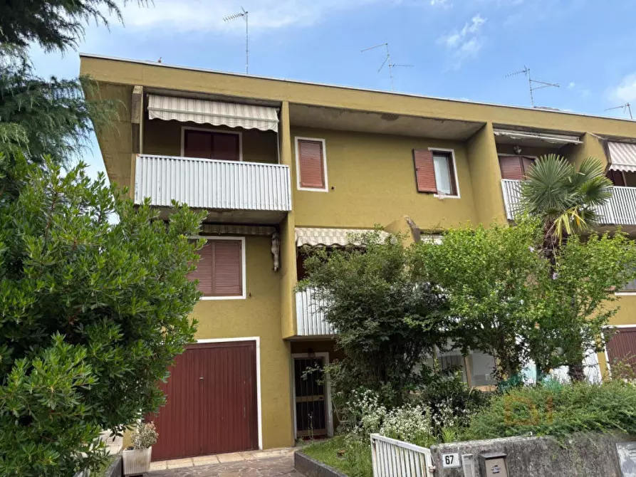 Immagine 6 di Villetta a schiera in vendita  in via Sarcinelli 67 a Cervignano Del Friuli