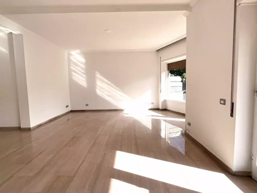 Immagine 9 di Attico in affitto  in Via Apollo Pizio a Roma