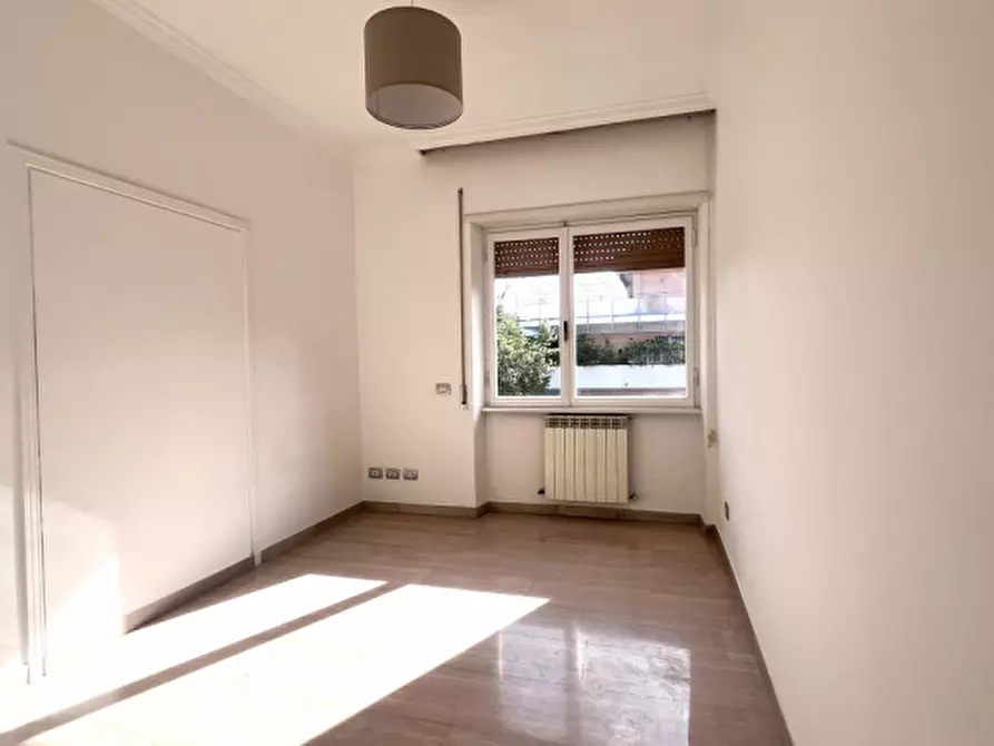Immagine 13 di Attico in affitto  in Via Apollo Pizio a Roma