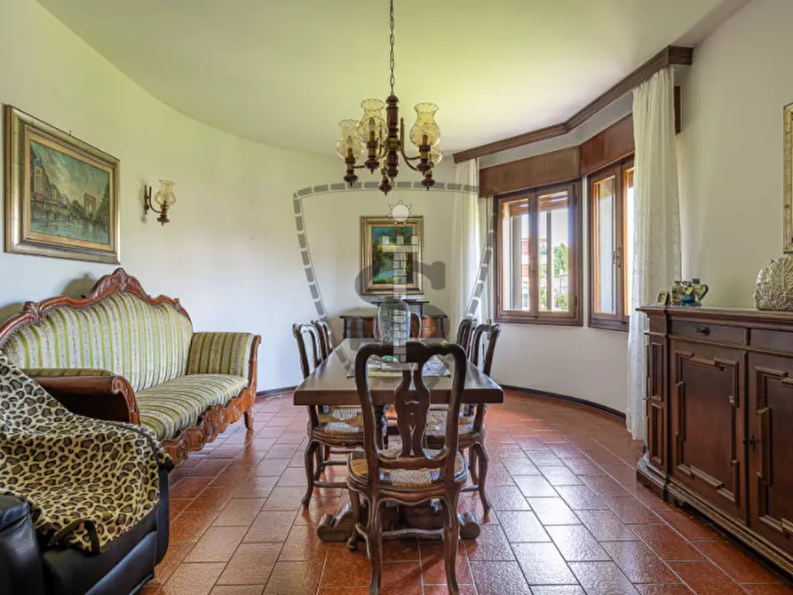 Immagine 6 di Casa indipendente in vendita  in Via Piazza Cimberle 37 a Mussolente