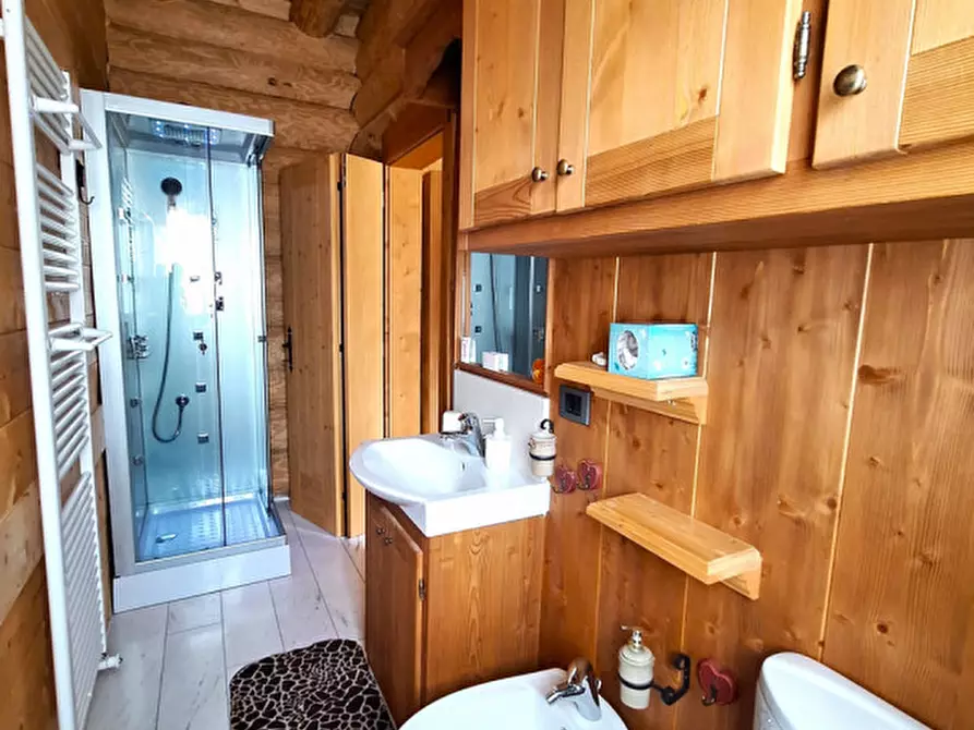 Immagine 18 di Bed & Breakfast in vendita  in Passo Sant'Antonio a Comelico Superiore